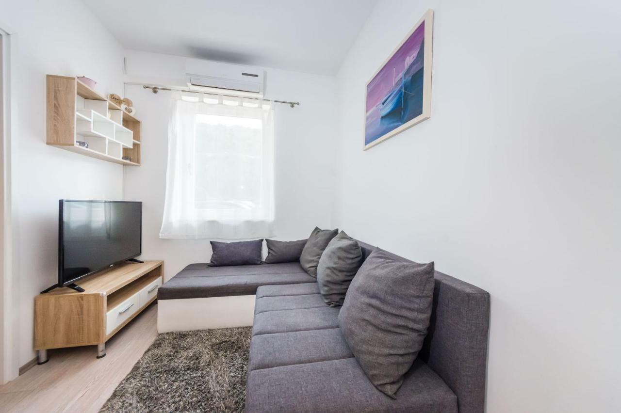 Apartman Nino Novigrad  Exterior photo